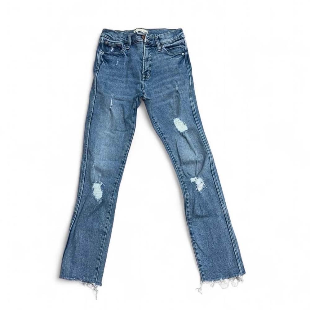 GAP Women's Slim Straight Leg Blue Jeans